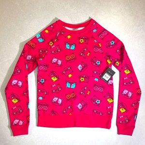 Girl’s pink sweatshirt with adorable cat print!
